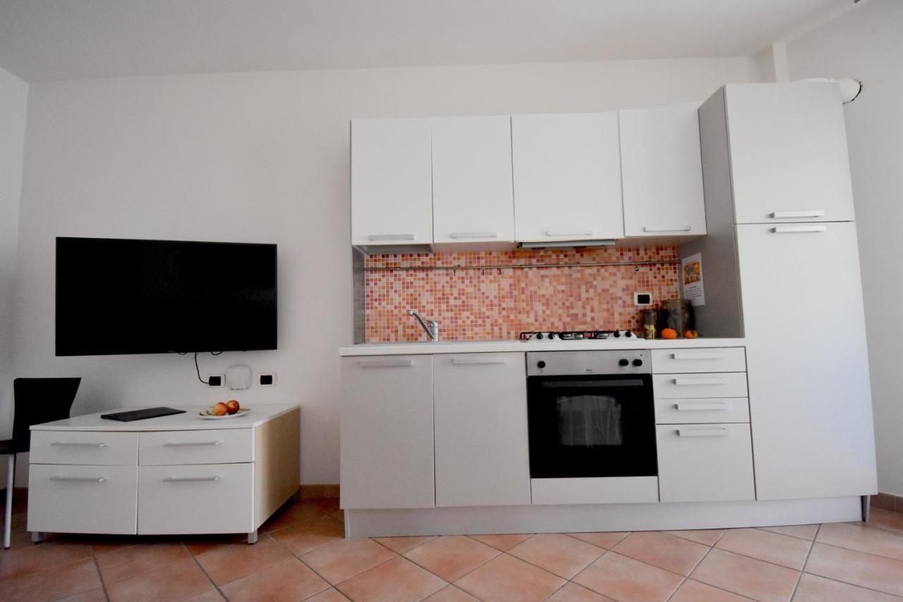 Residence Il Cardellino Сан-Винченцо Экстерьер фото